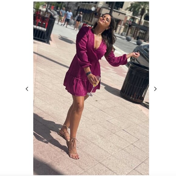 NWT Lulus So Splendid Magenta Purple Satin Long Sleeve Wrap Dress Mini Ruffle S - Picture 8 of 9